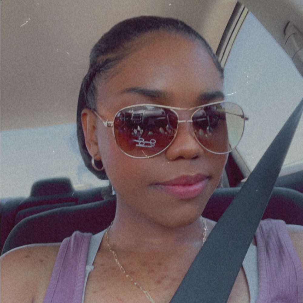 Meet your Posher, Asjah